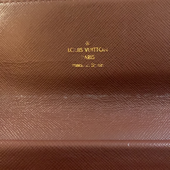 RED LOUIS VUITTON MINI LIN - CHAIN SOLD SEPARATELY - Picture 3 of 8